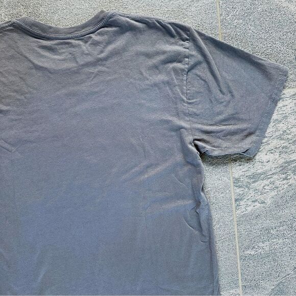 NWOT Lone Wolf Recycled Karma x ODDPEOPLE Graphic Unisex Tee Shirt Grey Large - Picture 9 of 13